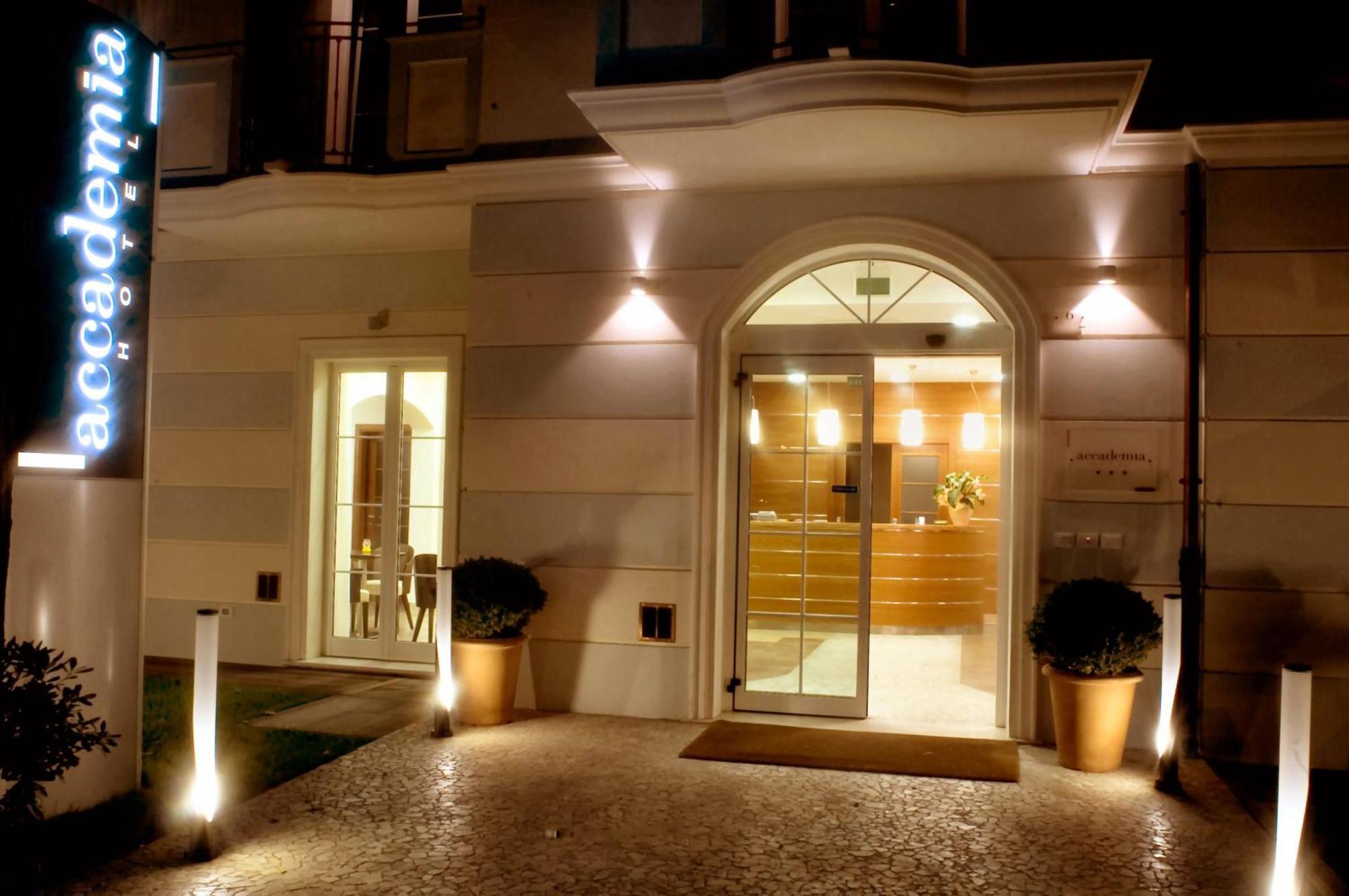 Accademia Hotel Rimini Luaran gambar