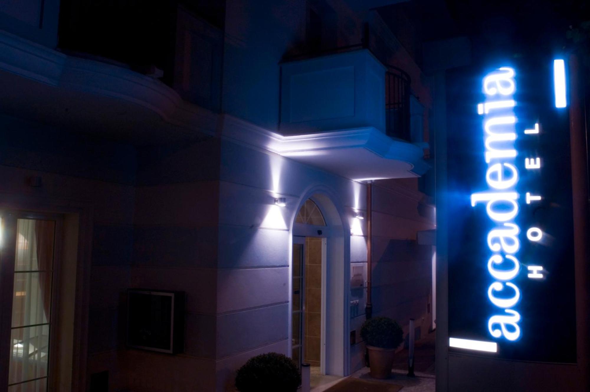 Accademia Hotel Rimini Luaran gambar