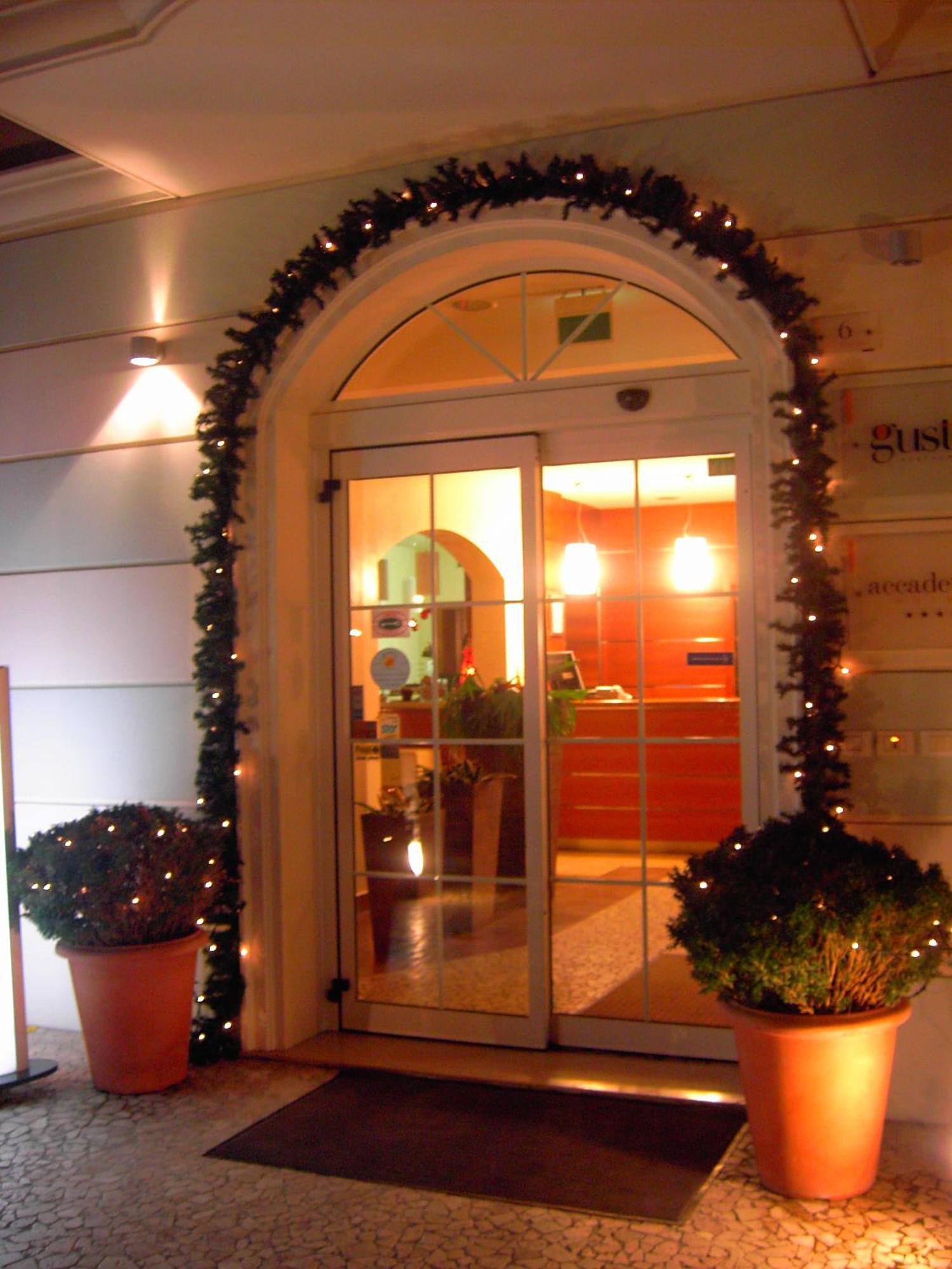 Accademia Hotel Rimini Luaran gambar