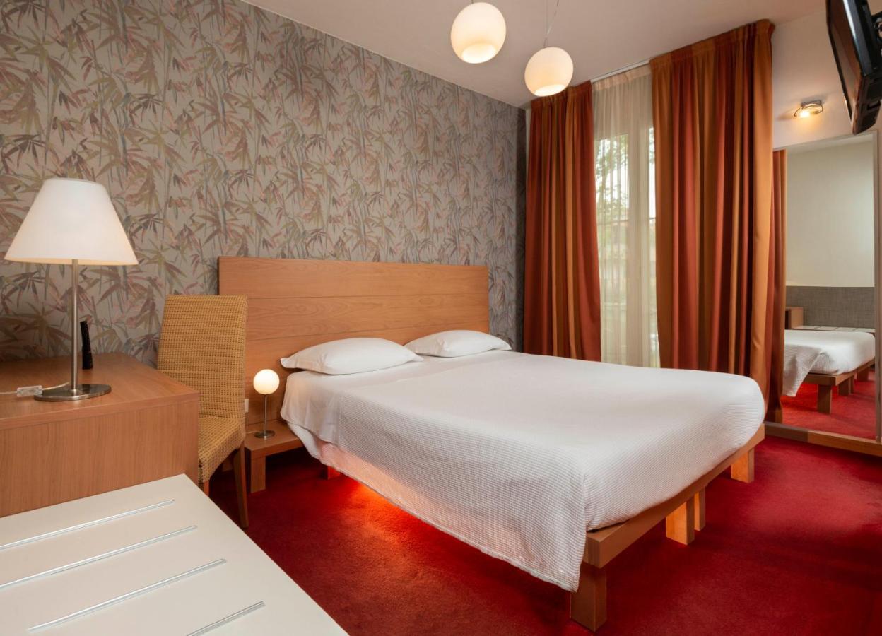 Accademia Hotel Rimini Luaran gambar